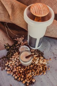 las 7 leches vegetales con más proteina